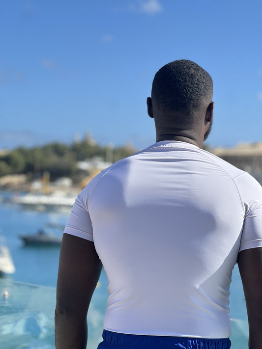 Twisterfit compression tee